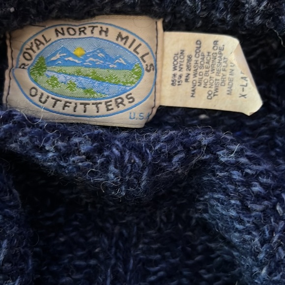 Wool Blend Crewneck Sweater size XL - Picture 5 of 6